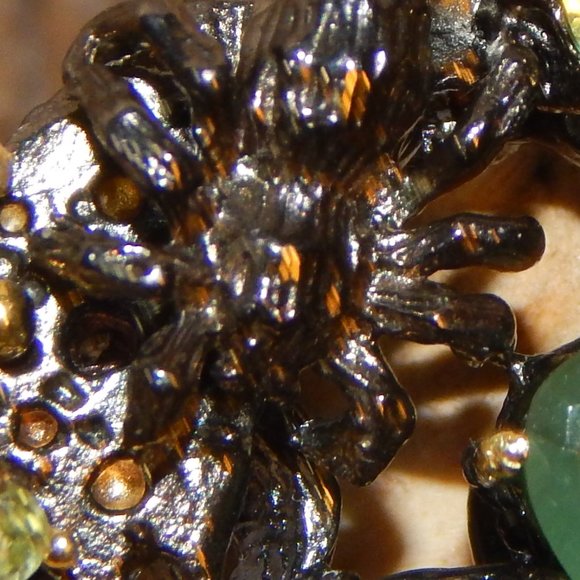 Dramatic Emerald & Peridot Ring - Picture 14 of 14